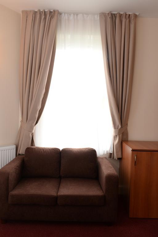 Global Lodge London Room photo